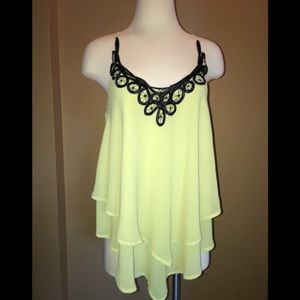 XOXO Chartreuse /Black Top